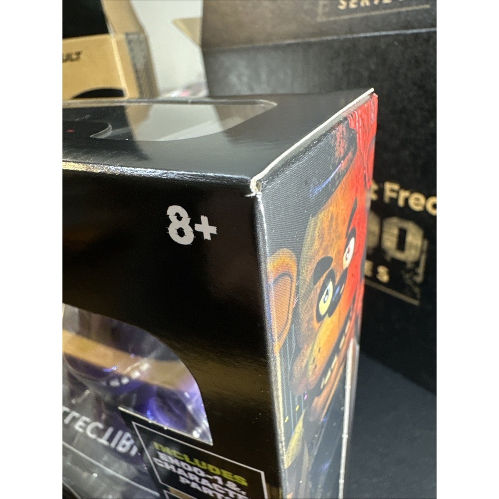 Jazwares Vault Five Nights at Freddy's Endo-01 Classic Freddy and Shadow Freddy - Picture 8 of 16